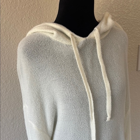 Elan Soft Cozy Cream Graphic Hoodie with Love Print - Picture 7 of 9